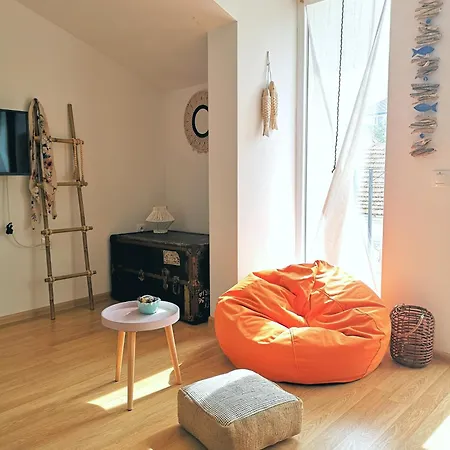 Astell Superior * Burgas Stad